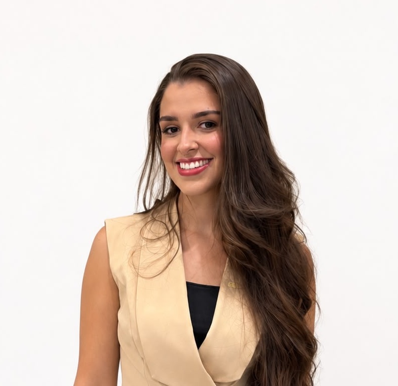 Lívia Mota — Advogada